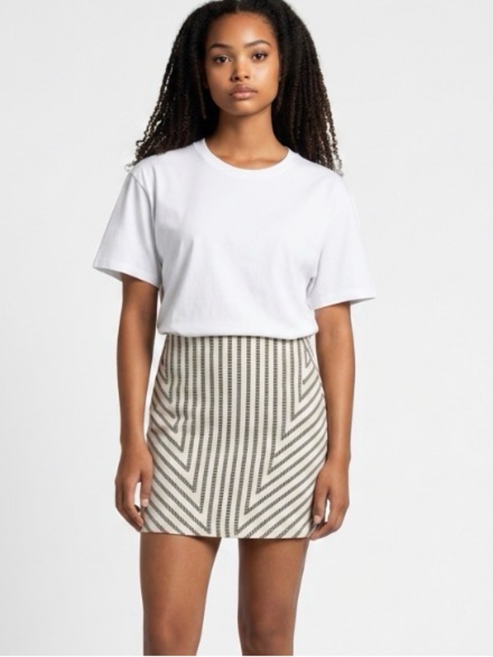 Mink Pink Vanishing Mini Skirt Size S White Black Stripes Stretch Casual Summer